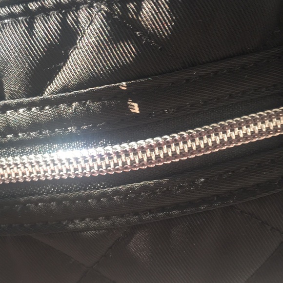 VERA BRADLEY WATER RESISTANT DUFFEL - Picture 8 of 8